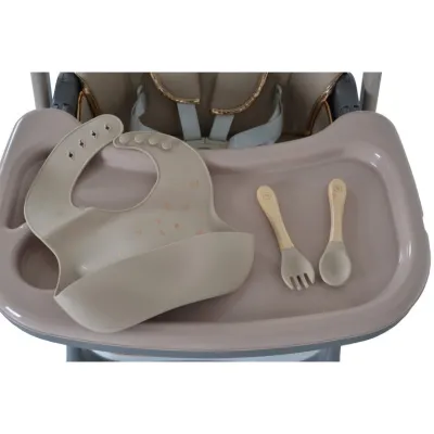 MONI SEDIOLONE LINDO BEIGE PER BAMBINI CON BAVETTA E POSATE